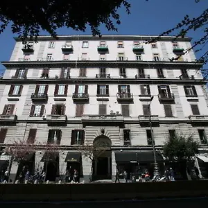 Napoli Suite Couette-café Naples